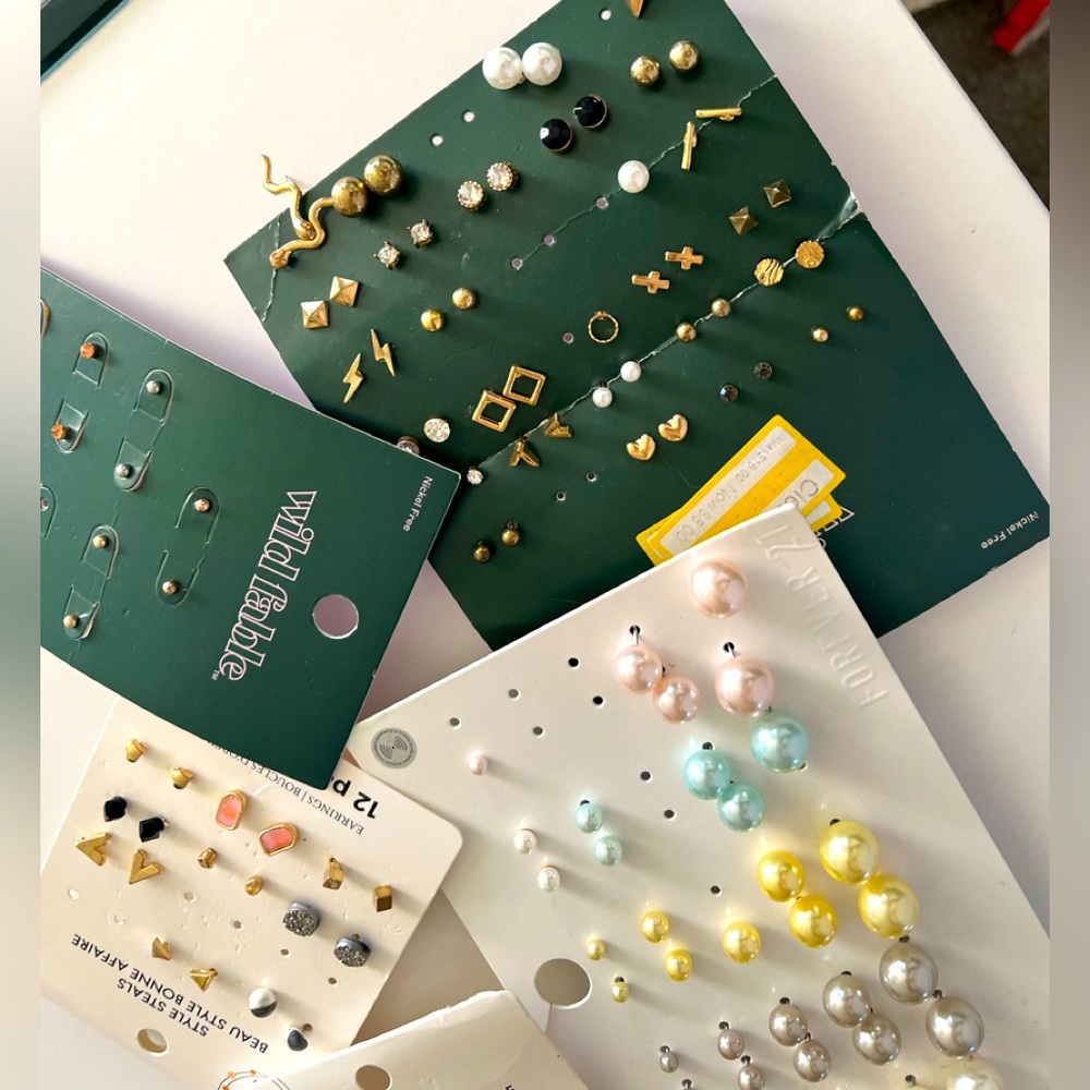 Earrings lots